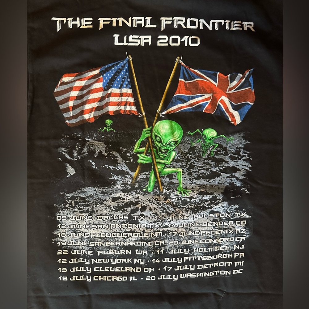 Hot Topic Black Iron Maiden The Final Frontier Tour Alien Tour Graphic Tee - Picture 9 of 9